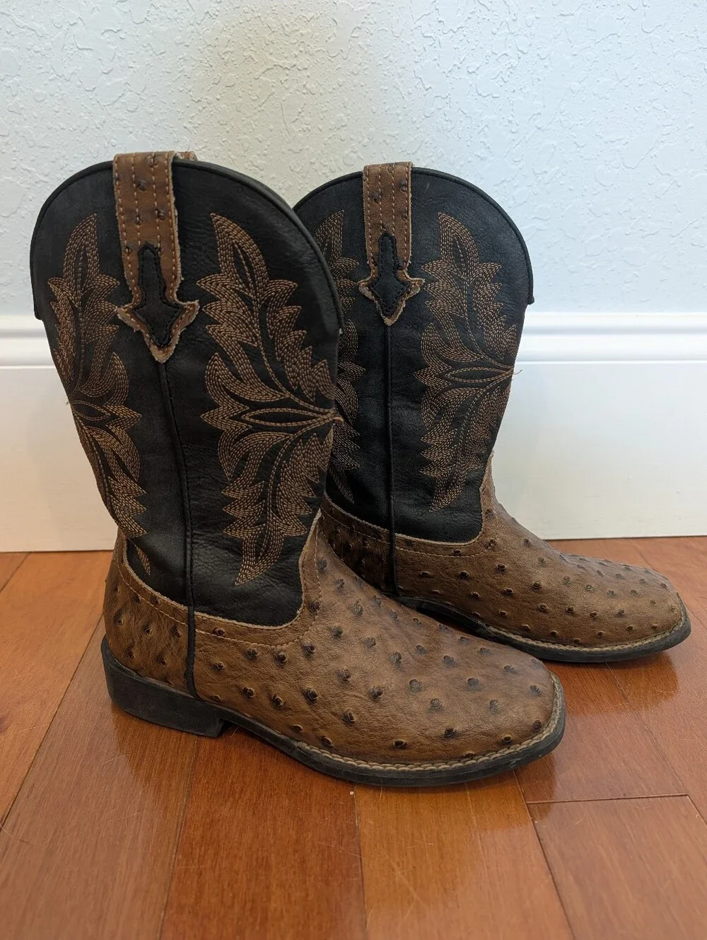 Roper Boys' Jed Faux Ostrich Western Boots - Square Toe